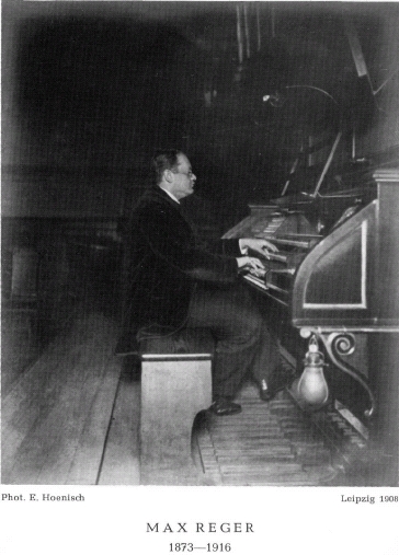 Reger at the large organ of the Leizig Conservatory (2)
