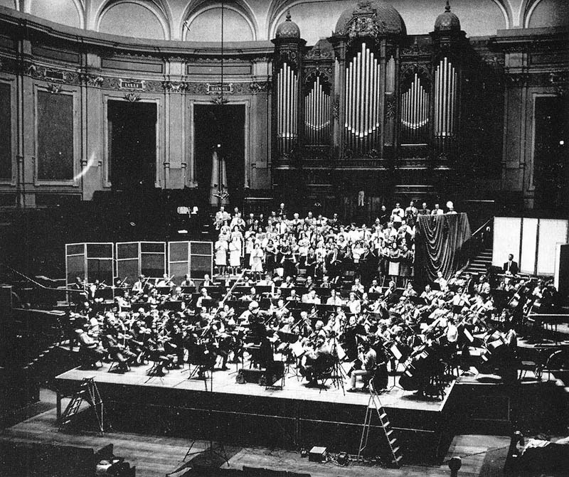Eugen Jochum rehearsing Beethoven IX in 1967