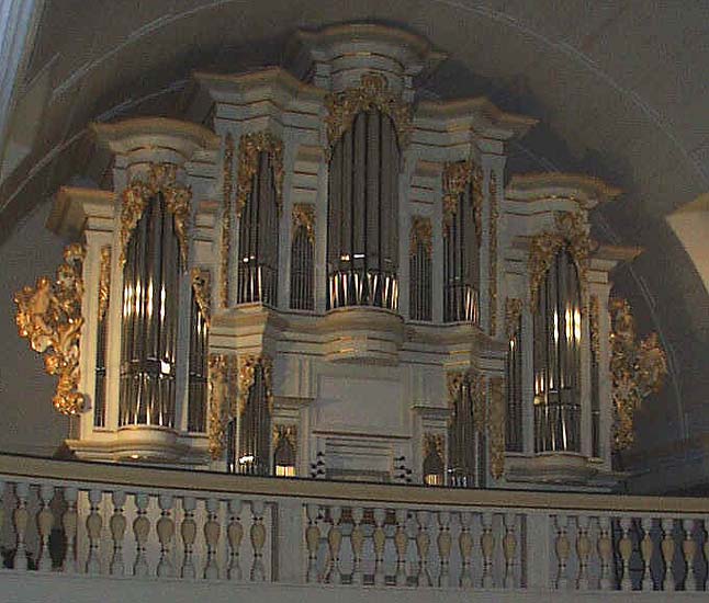 Arnstadt, Bonifaciuskirche: detailed view of the organ, newest situation
